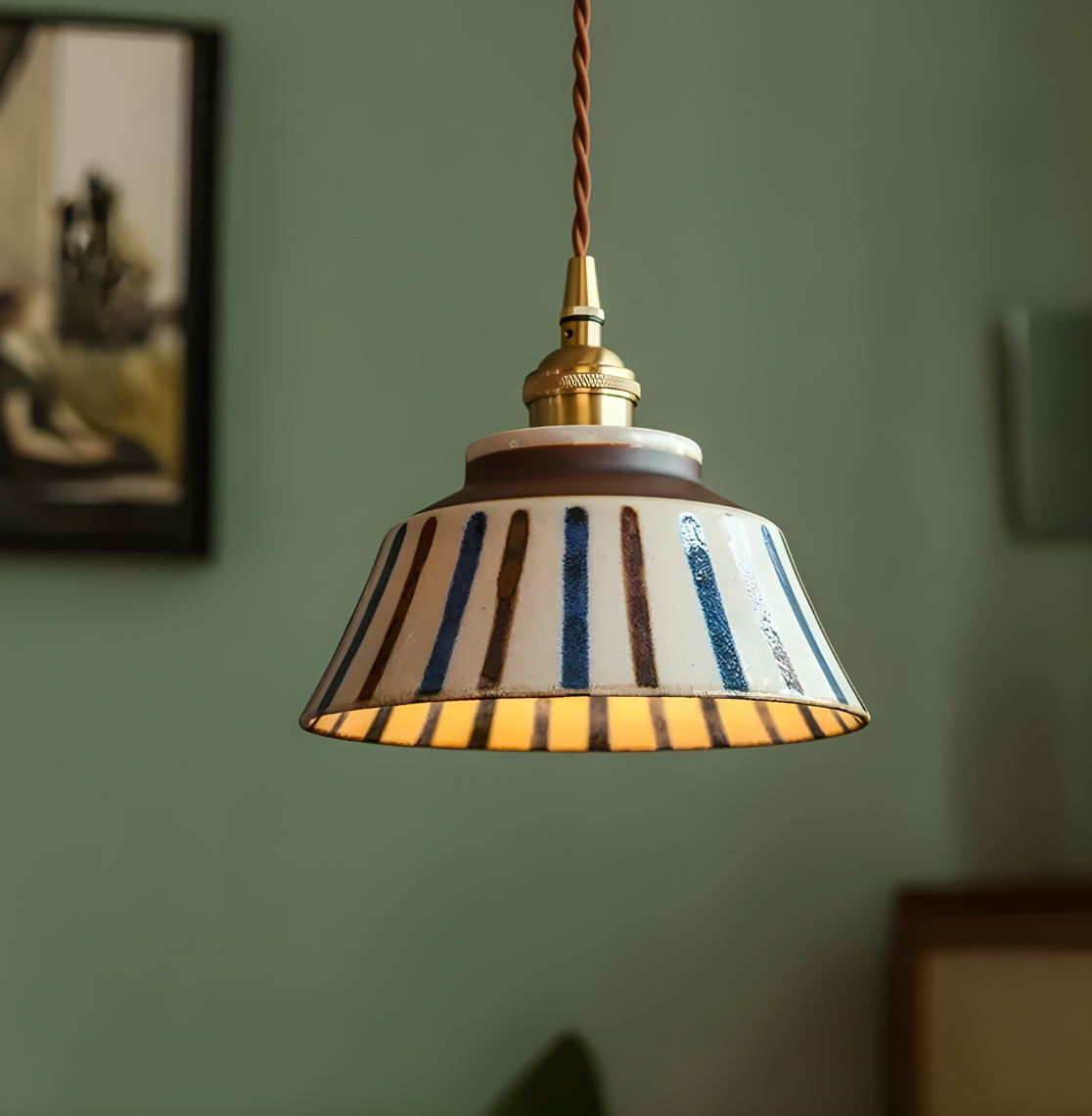 Suspension Graphique en Céramique Peinte – NU.CASSA