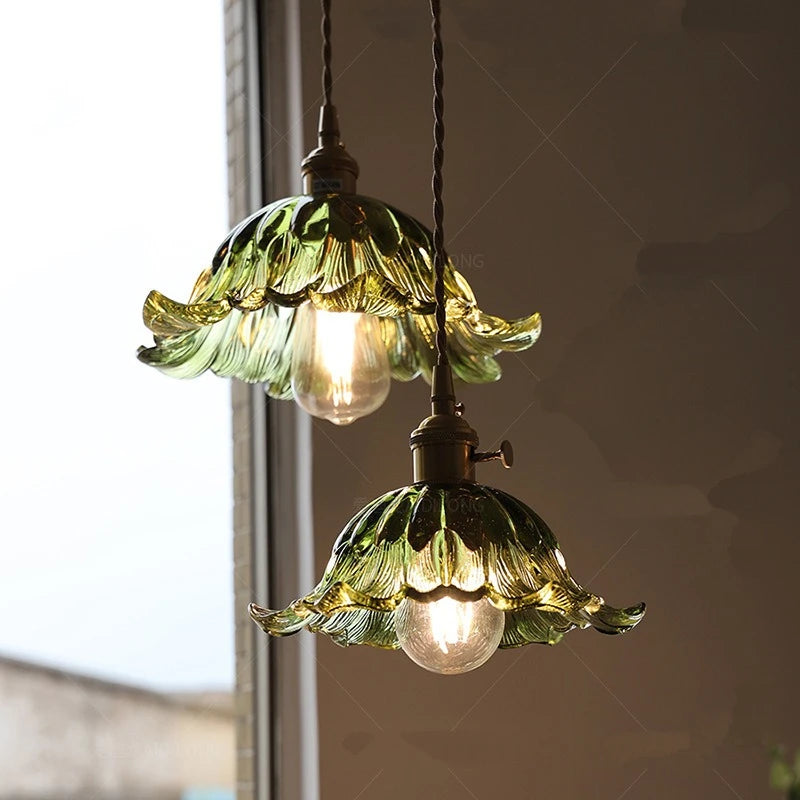 Suspension Florale en Verre Ambré – NU.CASSA